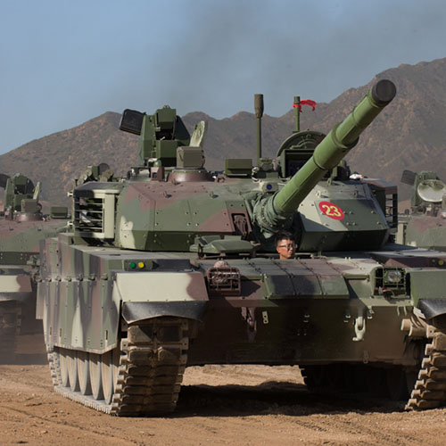 八發(fā)八中！兵器工業(yè)集團(tuán)多款“裝甲與反裝甲”武器首次公開(kāi)實(shí)彈射擊